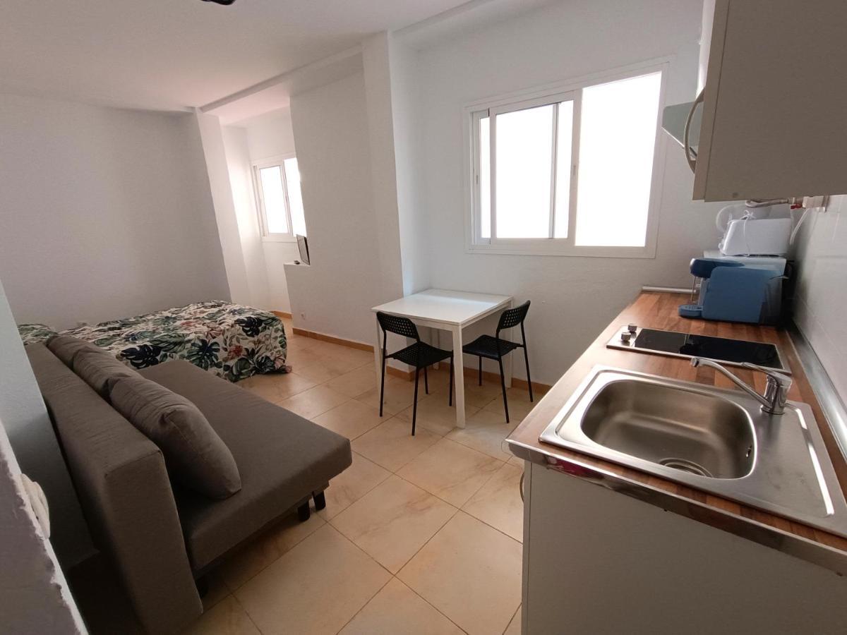 Apartamentos Duende Málaga Esterno foto